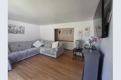 2537 W Bridge St #2539, Milwaukee, WI 53221 - Photo 4