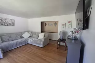 2537 W Bridge St, Milwaukee, WI 53221 - Photo 4