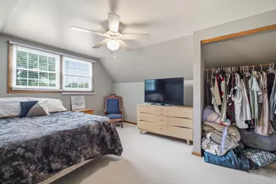 803 S 119th St, West Allis, WI 53214 - Photo 10