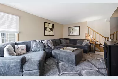 803 S 119th St, West Allis, WI 53214 - Photo 2