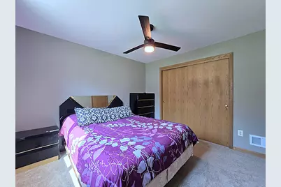 9201 W County Line Rd, Milwaukee, WI 53224 - Photo 32