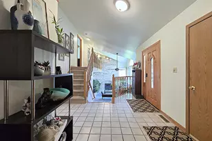 9201 W County Line Rd, Milwaukee, WI 53224 - Photo 40