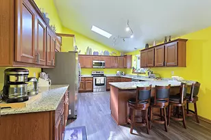 9201 W County Line Rd, Milwaukee, WI 53224 - Photo 8