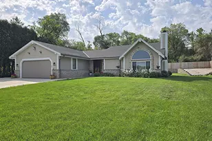9201 W County Line Rd, Milwaukee, WI 53224 - Photo 54