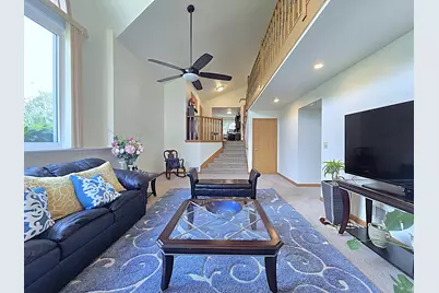9201 W County Line Rd, Milwaukee, WI 53224 - Photo 16