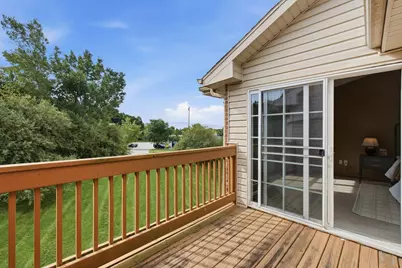 17741 W Jacobs Dr, New Berlin, WI 53146 - Photo 14