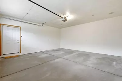 17741 W Jacobs Dr, New Berlin, WI 53146 - Photo 22