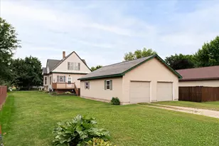 306 Sheridan St, Houston, MN 55943 - Photo 8