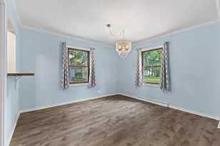 W236N6530 Hillview Dr, Sussex, WI 53089 - Photo 6