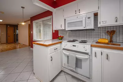 4212 N 95th St, Wauwatosa, WI 53222 - Photo 28
