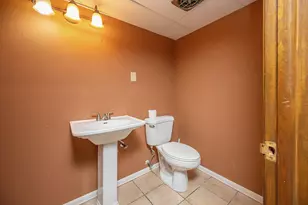 4212 N 95th St, Wauwatosa, WI 53222 - Photo 40