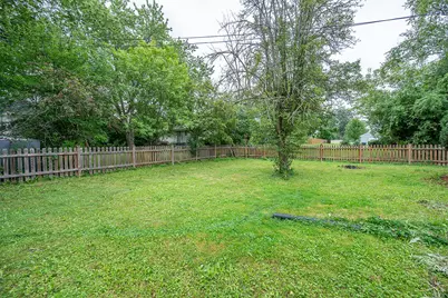 4212 N 95th St, Wauwatosa, WI 53222 - Photo 42