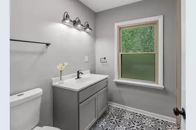 4418 W Mequon Rd, Mequon, WI 53092 - Photo 22