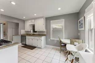 1090 W La Salle Ave, Glendale, WI 53209 - Photo 6
