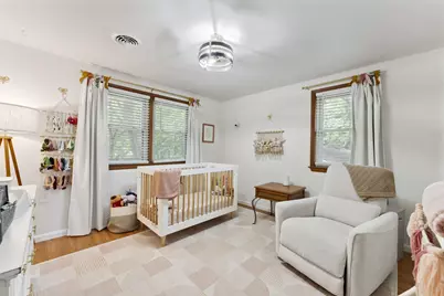 1090 W La Salle Ave, Glendale, WI 53209 - Photo 14