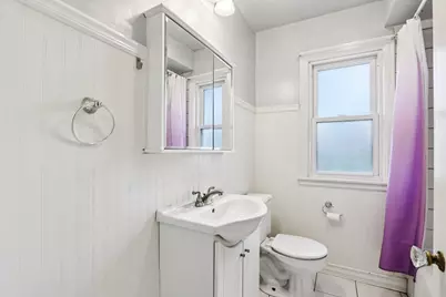 1011 W Silver Spring Dr, Milwaukee, WI 53209 - Photo 14