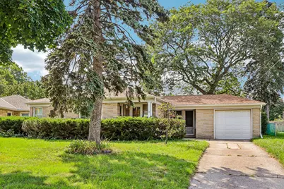 1011 W Silver Spring Dr, Milwaukee, WI 53209 - Photo 1