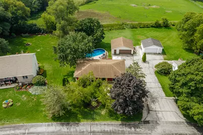 504  Ryan Ave, Racine, WI 53105 - Photo 4
