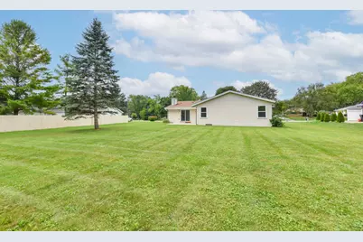 8218 N 51st St, Brown Deer, WI 53223 - Photo 26