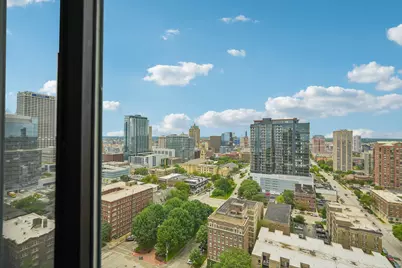 929 N Astor St #2305, Milwaukee, WI 53202 - Photo 10