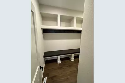 N56W20719  Muirfield Dr, Menomonee Falls, WI 53051 - Photo 16