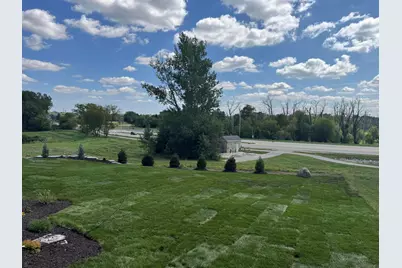 N56W20719  Muirfield Dr, Menomonee Falls, WI 53051 - Photo 38