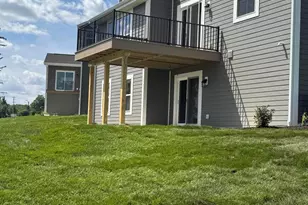 N56W20719 Muirfield Dr, Menomonee Falls, WI 53051 - Photo 40