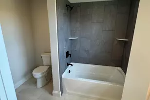 N56W20719 Muirfield Dr, Menomonee Falls, WI 53051 - Photo 28