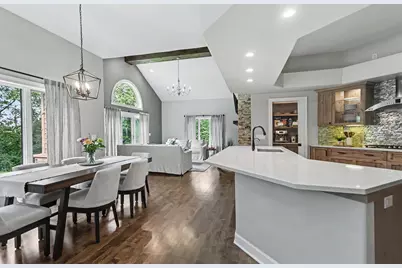 2900  Bridle Ct, Lyons, WI 53147 - Photo 8