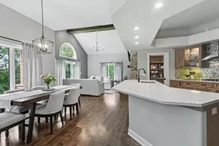 2900 Bridle Ct, Lyons, WI 53147 - Photo 8