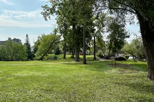 300 Foxwood Dr, Racine, WI 53185 - Photo 20