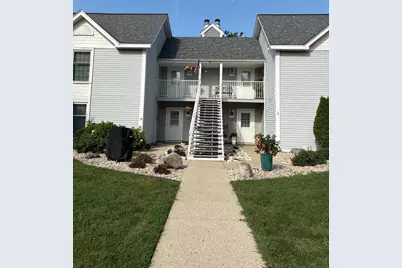 300  Foxwood Dr #158, Racine, WI 53185 - Photo 1