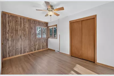 2501  Pinehurst Ave, Racine, WI 53403 - Photo 10