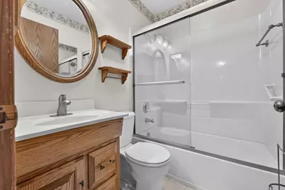 2501  Pinehurst Ave, Racine, WI 53403 - Photo 12