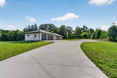 W164N11974  Fond Du Lac Ave, Germantown, WI 53022 - Photo 26
