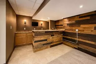 W146N10907 Heritage Pkwy, Germantown, WI 53022 - Photo 24
