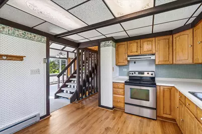 7475  Brookhaven Dr, Wayne, WI 53090 - Photo 6