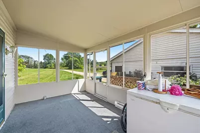 7475  Brookhaven Dr, Wayne, WI 53090 - Photo 18