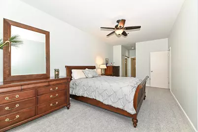 35  Harborview Dr #112, Racine, WI 53403 - Photo 12
