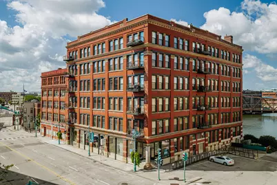 141 N Water St #24, Milwaukee, WI 53202 - Photo 8