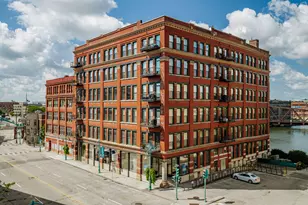 141 N Water St, Milwaukee, WI 53202 - Photo 8