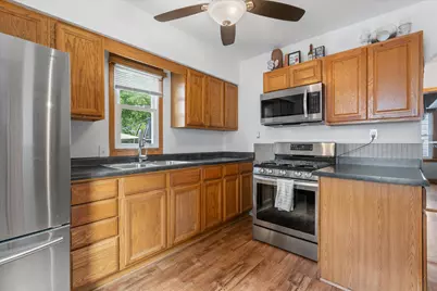 1355 S 94th St, West Allis, WI 53214 - Photo 8