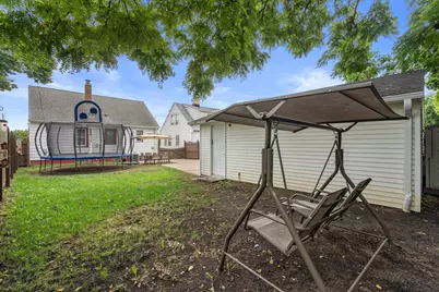 1355 S 94th St, West Allis, WI 53214 - Photo 22