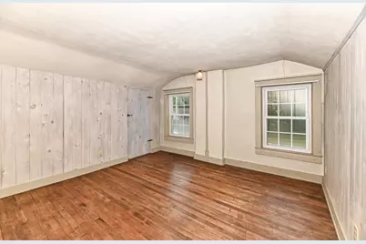 205 E Main St, Racine, WI 53105 - Photo 14