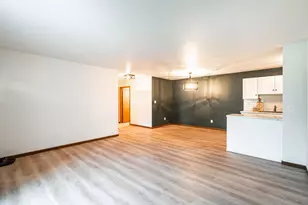 6507 Spring St, Racine, WI 53406 - Photo 6