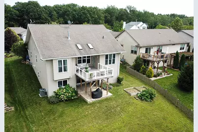 1680  Great Forest Dr, West Bend, WI 53090 - Photo 20