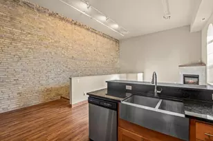 138 W Pittsburgh Ave, Milwaukee, WI 53204 - Photo 6