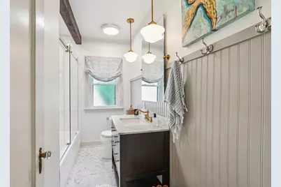 5854 N Bay Ridge Ave, Whitefish Bay, WI 53217 - Photo 22
