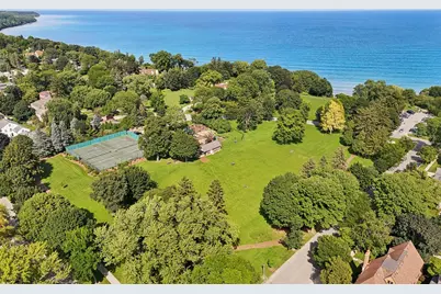 5854 N Bay Ridge Ave, Whitefish Bay, WI 53217 - Photo 44