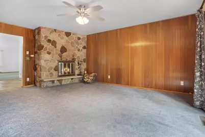 229  Bittersweet Dr, West Bend, WI 53095 - Photo 6